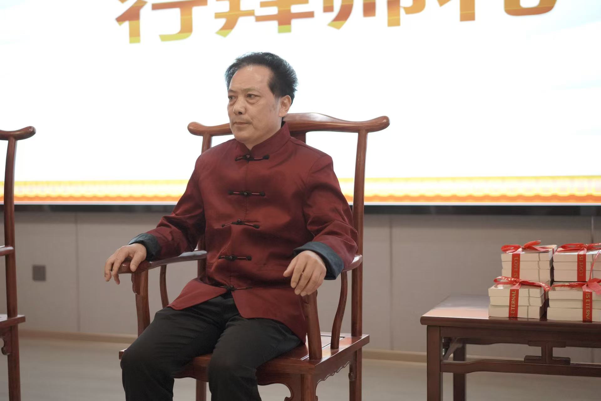 传岐黄薪火 谱杏林新篇 传岐黄薪火 谱杏林新篇